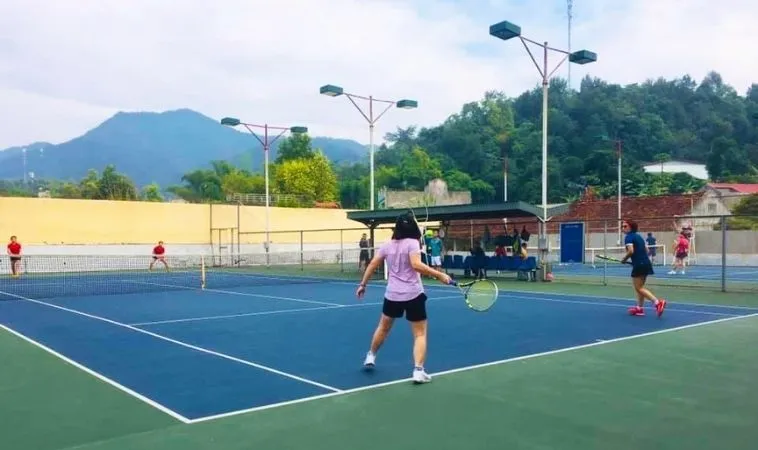 Khám Phá Quần Vợt OPPA888: Đỉnh Cao Giải Trí Thể Thao Đẳng Cấp 2 Cần tìm hiểu kỹ về người đánh quần vợt trước khi cá cược